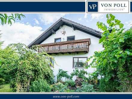 Ruhe und Natur - geräumiges Wohnhaus mit großem Garten und eigener Quelle.