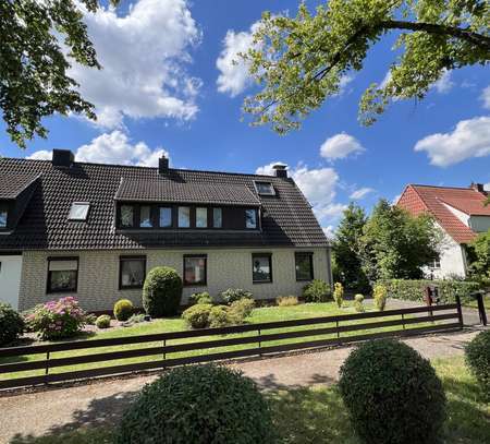 Frisch renoviertes Doppelhaus in sehr guter Lage in Habenhausen mit Garten!