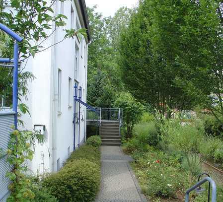 Charmante, frisch renovierte 3 Zimmer Erdgeschoss-Wohnung mit Garten im schönen Hofheim - Lorsbach