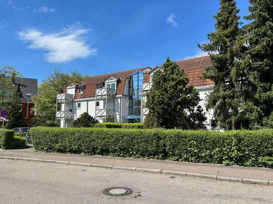 1 Zimmer Apartment mit EBK, Balkon und Carport Offenburg-Oststadt