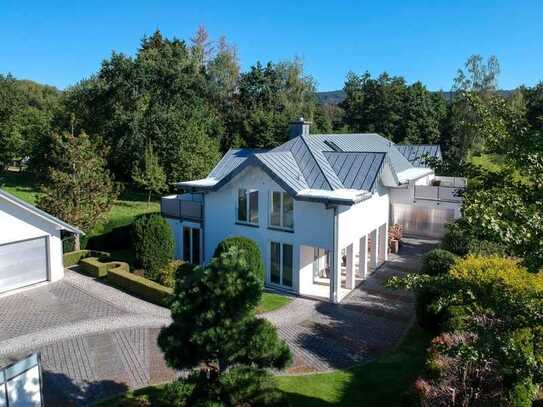 Repräsentative Villa in ruhiger Lage von Bad Homburg-Dornholzhausen