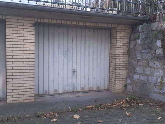 Garage in der Aachener Soers