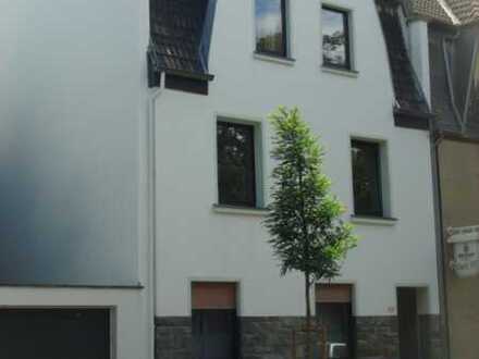 Provisionsfrei! Gepflegtes Mehrfamilienhaus in guter Lage