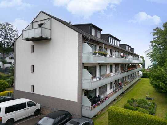 top sanierte, sehr gut geschnittene 2-Zi-Whg, sonniger Balkon, zentraler Lage, alles neu