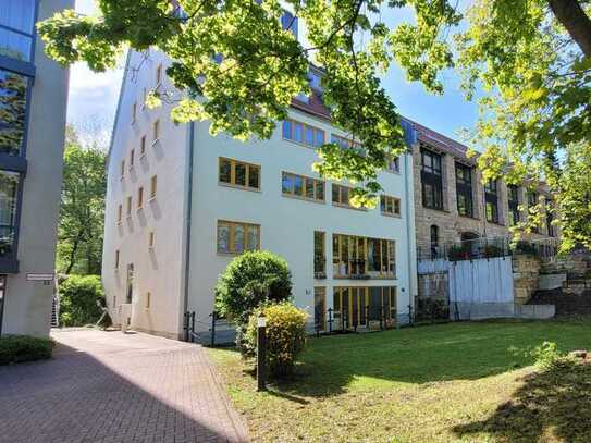 Direkt am Park! Schöne 2-Raumwohnung mit Terrasse im Erdgeschoss
