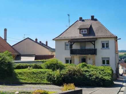 Viel Platz für die ganze Familie - EFH mit Scheune und großem Garten