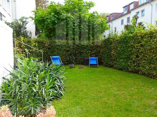 Wunderschöne 3-4-Zimmer-Hochparterre-Wohnung mit Garten im begehrten Dichterviertel von Frankfurt!