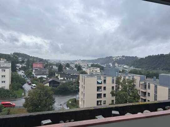 Vollmöblierte 1-Zimmer-Wohnung mit separater Küchenzeile und wunderschönen Blick auf Passau