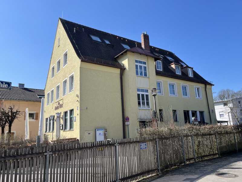 über 700 m² Nutzfläche - Wohnhaus/Appartements
