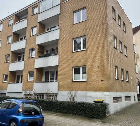 Gemütliche Dachterrassenwohnung mit Stellplatz** vermietet**