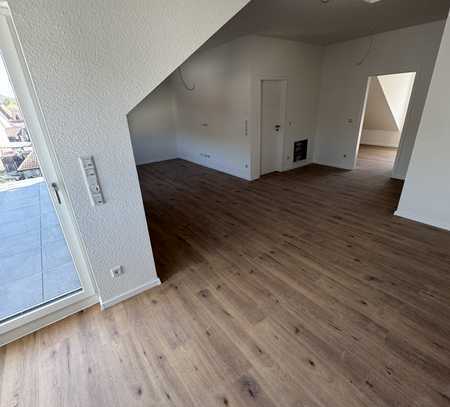 Erstbezug – moderne 2-Zimmer-Wohnung mit Balkon und Stellplatz