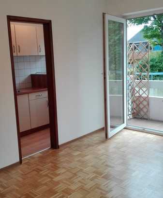 1-Zimmer-Wohnung mit Balkon und EBK in Wankheim bei Tübingen (KM + NK + Stellplatz = 570€)