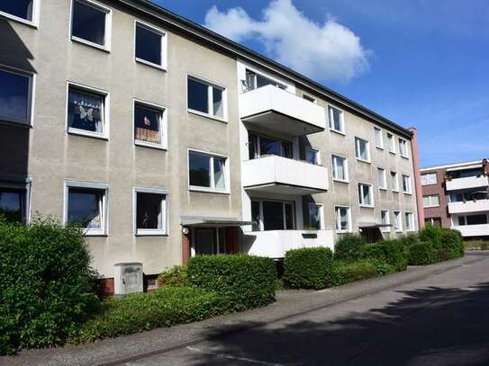 helle 2 Zimmerwohnung mit Balkon nähe Meiers Garten