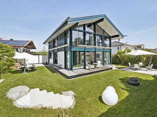 Exklusives Wohnhaus am Chiemsee: Modernes Design trifft auf mediterranen Luxus