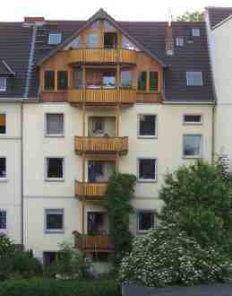 Ruhig, zentral, - mit Terasse und kl. Garten- Möbliert