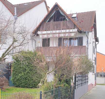 Groß-Zimmern.Ortskern.2 ZKB. Sonnenbalkon.Tageslichtbad