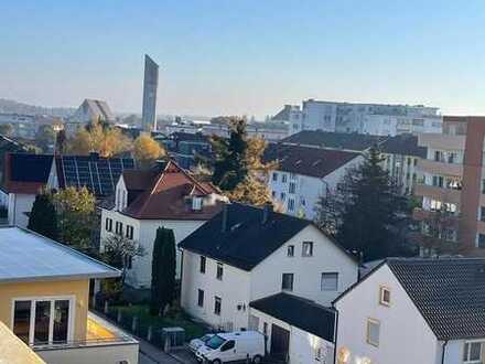 Geschmackvolle Wohnung (3 Zimmer-Balkon-Einbauküche) in Top zentraler Lage von Burghausen