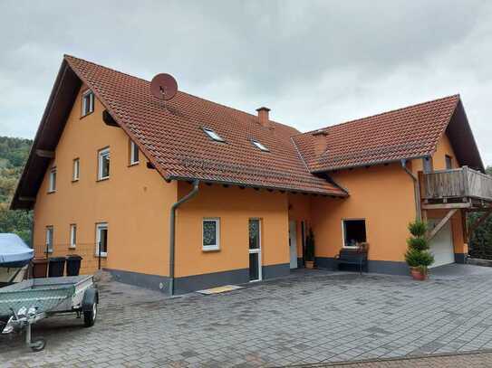 4-Zimmer Wohnung, + Studio, geh. Innenausstattung, Balkon, EBK, 2 Badezimmer incl. Wirlpool