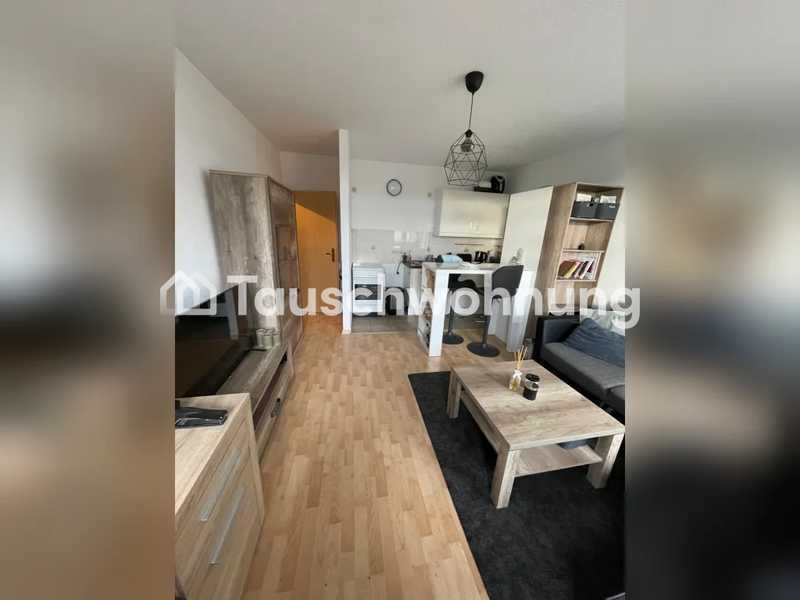 Tauschwohnung: Preiswerte 2 Zimmer Wohnung direkt am Fetscherplatz