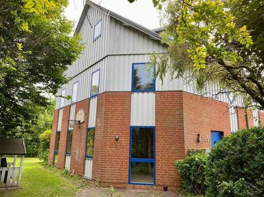 5-Zimmer-ReihenendHaus in Husum mit Carport