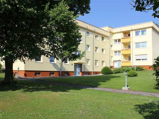 Helle 3 Raum Wohnung mit großem Balkon in ruhiger Wohnlage