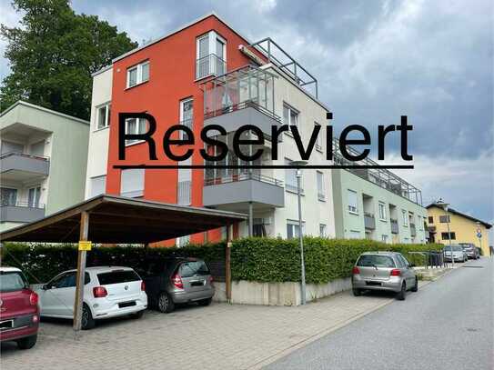 Betreutes Wohnen: Sonnige 3-ZKB-Wohnung mit Balkon und Carport in Wilhelmsfeld