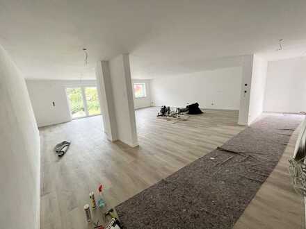 Neubau · 3-Zimmer-Wohnung mit sonnigem und ruhigem XL-West-Balkon · Ortskern Altusried