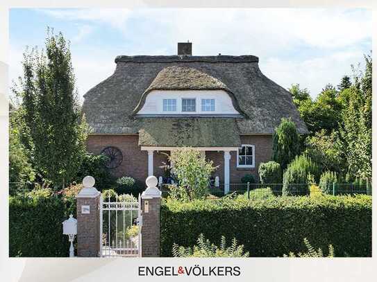 Reetdachhaus mit traumhaftem Garten im Herzen von Hesel