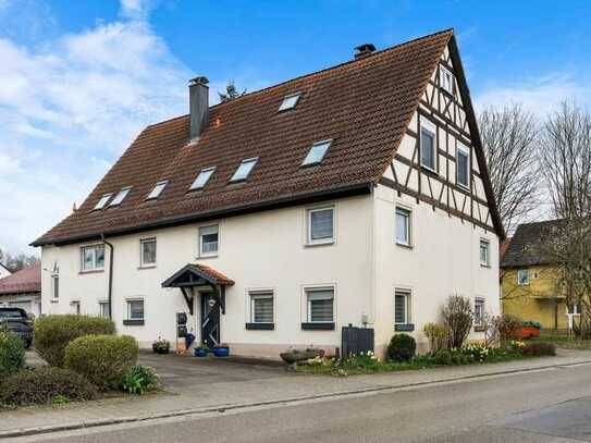 Moderne Maisonette Wohnung mit einzigartigem Charme!