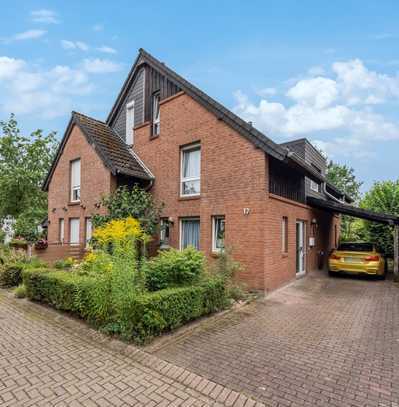 Familienfreundliche Doppelhaushälfte! Garten, Carport & ruhige Lage!