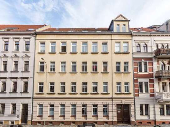 Außen Gründerzeit & Innen Neubau I Bad mit Dusche I Terrasse I außergewöhnlicher Grundriss