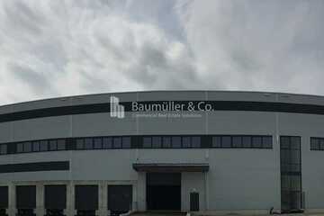 "BAUMÜLLER & CO." - ca. 10.000 m² modere Logistikhalle - Rampen/ebenerdig - TOP Anbindung