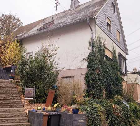 ZWANGSVERSTEIGERUNG: EFH mit Garage in Mudersbach