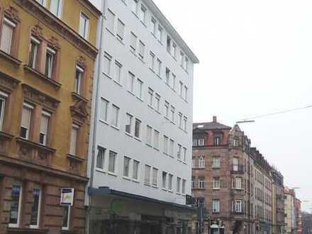 Komplett renoviert! Freundliche 3 Zimmerwohnung in der Nürnberger Südstadt