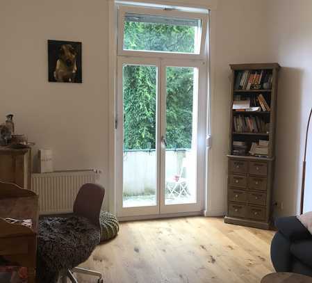 Wunderschöne 2-Zimmer-Wohnung mit zwei Balkon und EBK in Wiesbaden