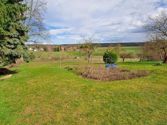 Einfamilienhaus mit 170m² Wohnfläche. auf 5500m² Grundstück. Ruhige Lage. Nur je 20 Minuten von Magd