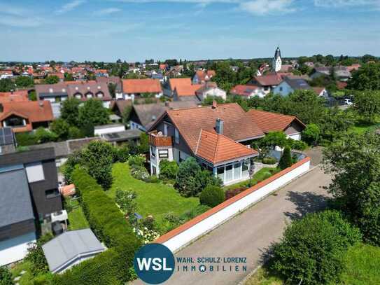 Top gepflegtes Einfamilienhaus mit exklusiver ELW in idyllischer Ortsrandlage und tollem Garten