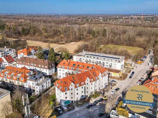 Charmanter Altbau direkt am Park. Helle 3-Zimmer-Wohnung mit großer Wohnküche & Balkon zum ruhigen I