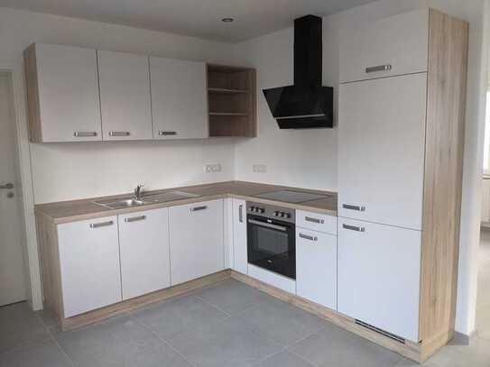 Erstbezug nach Kernsanierung - 4-Zimmer-Maisonette-Wohnung mit Balkon und EBK in Mülheim-Kärlich