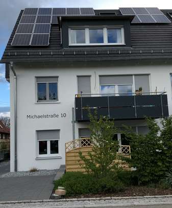 Schöne, geräumige 3-Zimmer-Maisonette-Wohnung mit Balkon in Ammerbuch