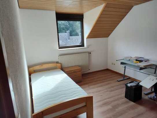 !!2er WG für männliche Studenten 420€ für 60m²!!