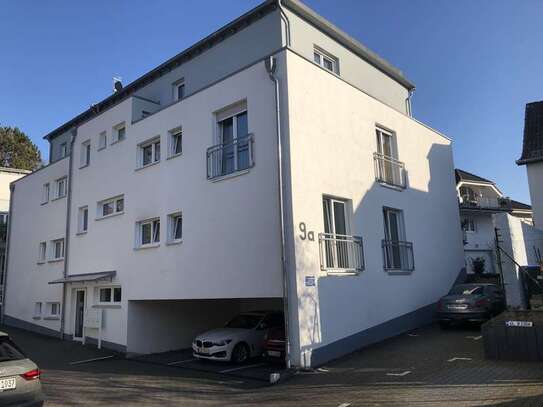 Bensberg, zentrale, moderne Ruhiglage in privater Wohnanlage, 3-Zimmer-Komfortwohnung