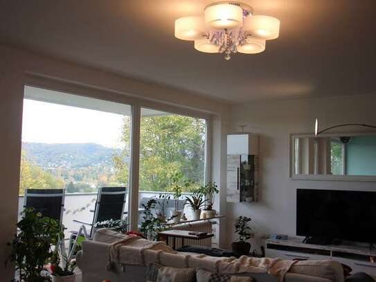 Traumhafte 3,5-Zimmer Wohnung mit spektakulärem Blick auf Siebengebirge und Rhein in Bonn