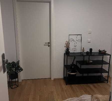 Stilvolle 2-Zimmer-Erdgeschosswohnung mit Terrasse, Garten u. EBK in Eibelstadt