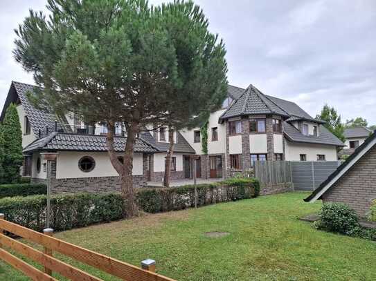 Super geschnittene 3 Raumwohnung in Osternburg Drielake mit eigenem Gartenbereich und Gerätehaus