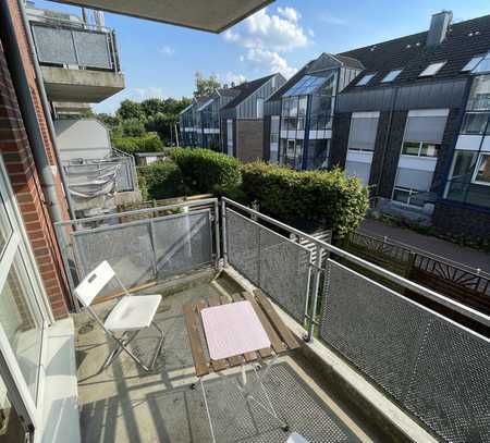 Renovierte Stadtwohnung mit Balkon auf Erbpacht zu verkaufen