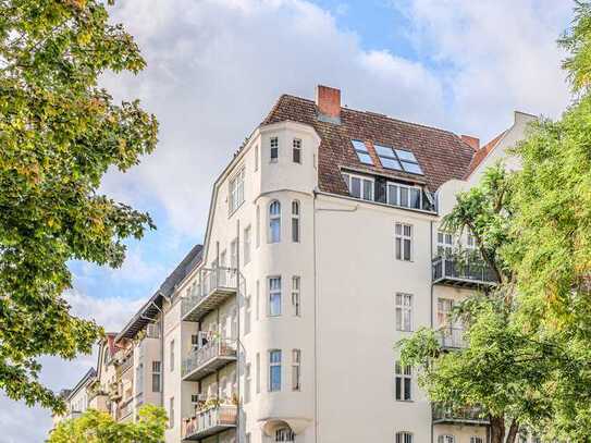 Dach-Neubau mit Terrasse und Aufzug: Eckwohnung mit Atrium, Turmzimmer und großartiger Aussicht