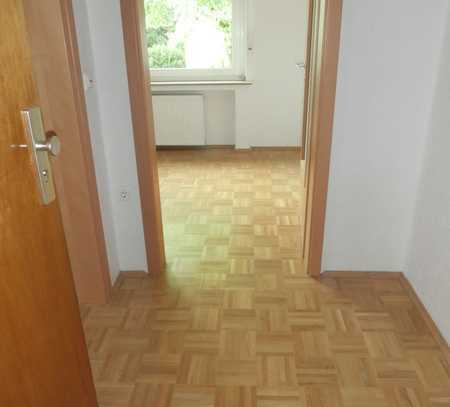 Apartment / Wohnung 40qm 1,5 Zimmer, teilmöbliert m. Küche