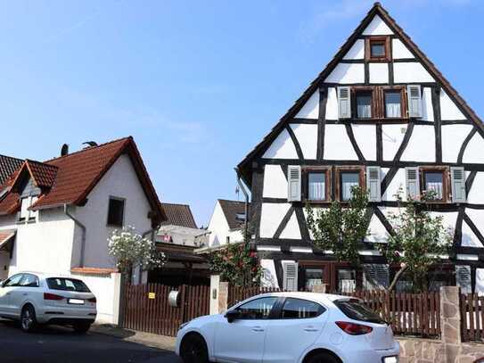 Zwei Häuser auf einem Grundstück - Fachwerkhaus und Einfamilienhaus in Mainhausen/Zellhausen