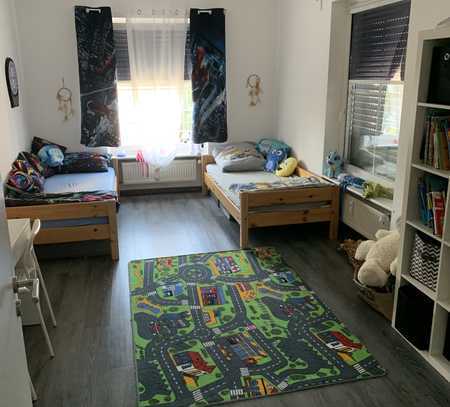 Provisionsfrei! Schöne 3 ZKB Wohnung mit großer Terrasse und Tageslichtbad in guter Lage